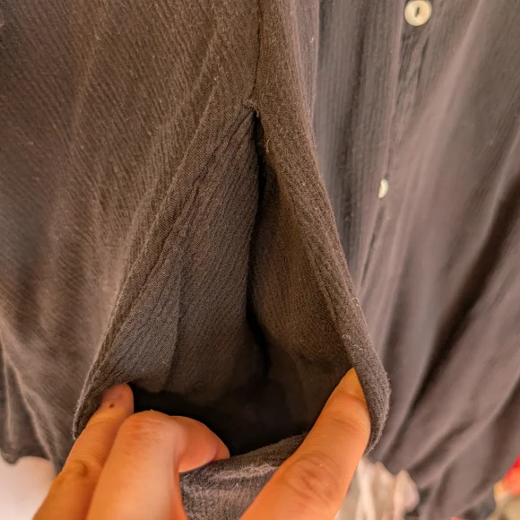 Free People FP Black Button Down Women's Top XS/S Batwing Ruffle Pockets Lagenlo - Picture 7 of 7